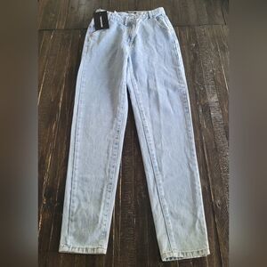 NEW PRETTY LITTLE THINGS LIGHT BLUE STRAIGHT LEG JEANS WOMEN'S SIZE 4